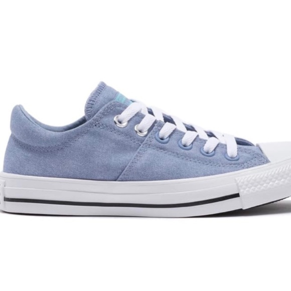 NWT Converse CTAS Blue Madison Low Top - Picture 2 of 9